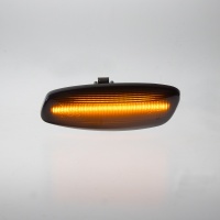 Boční LED blinkry s funkcí dynamického běhu kouřové Citroen C3 II -- od roku výroby 11/2009- Boční LED blinkry s funkcí dynamického běhu kouřové Citroen C3 II -- od roku výroby 11/2009-